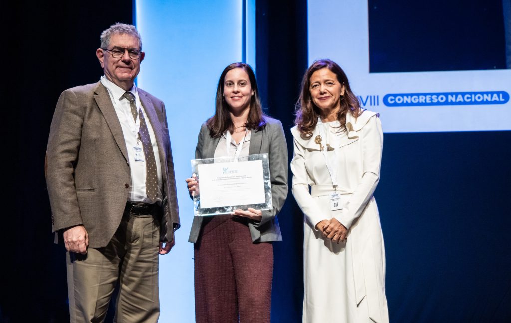 Premios a la Excelencia Investigadora. Premio al mejor trabajo de JOVEN INVESTIGADOR ACREDITADO. A la Dra. Leticia González Blanco, por el artículo "Intestinal permeability biomarkers in patients with schizophrenia: Additional support for the impact of lifestyle habits".