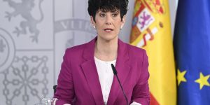 La ministra de Inclusión, Seguridad Social y Migraciones y portavoz del Gobierno, Elma Saiz, durante la rueda de prensa posterior al Consejo de Ministros.