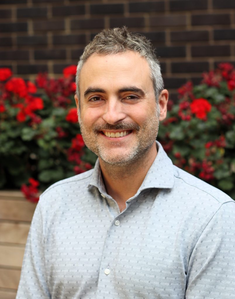 Dr. Luis Alameda